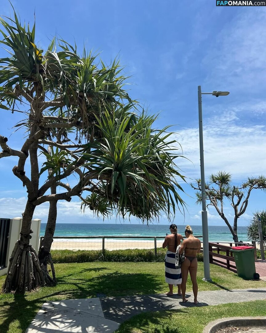 Maddison Levi / maddi_levi Nago OnlyFans  Przeciekłe zdjęcie #9