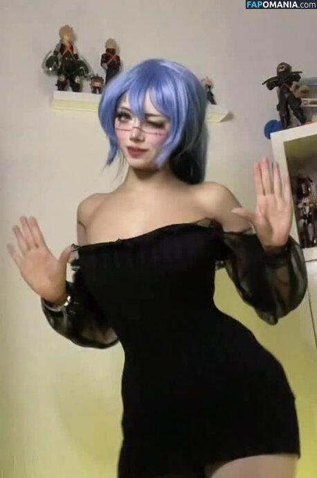 madeline__xc Nago OnlyFans  Przeciekłe zdjęcie #2