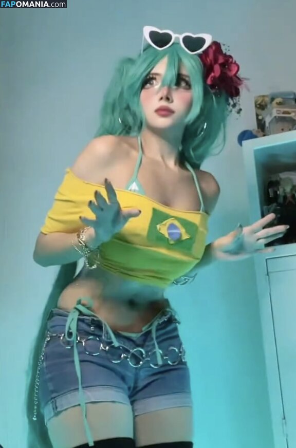 madeline__xc Nago OnlyFans  Przeciekłe zdjęcie #4