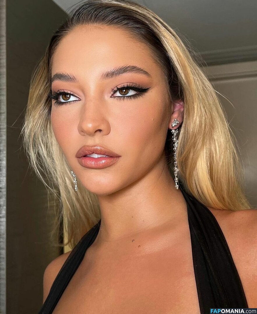 Madelyn Cline / madelyncline Nago OnlyFans  Przeciekłe zdjęcie #269