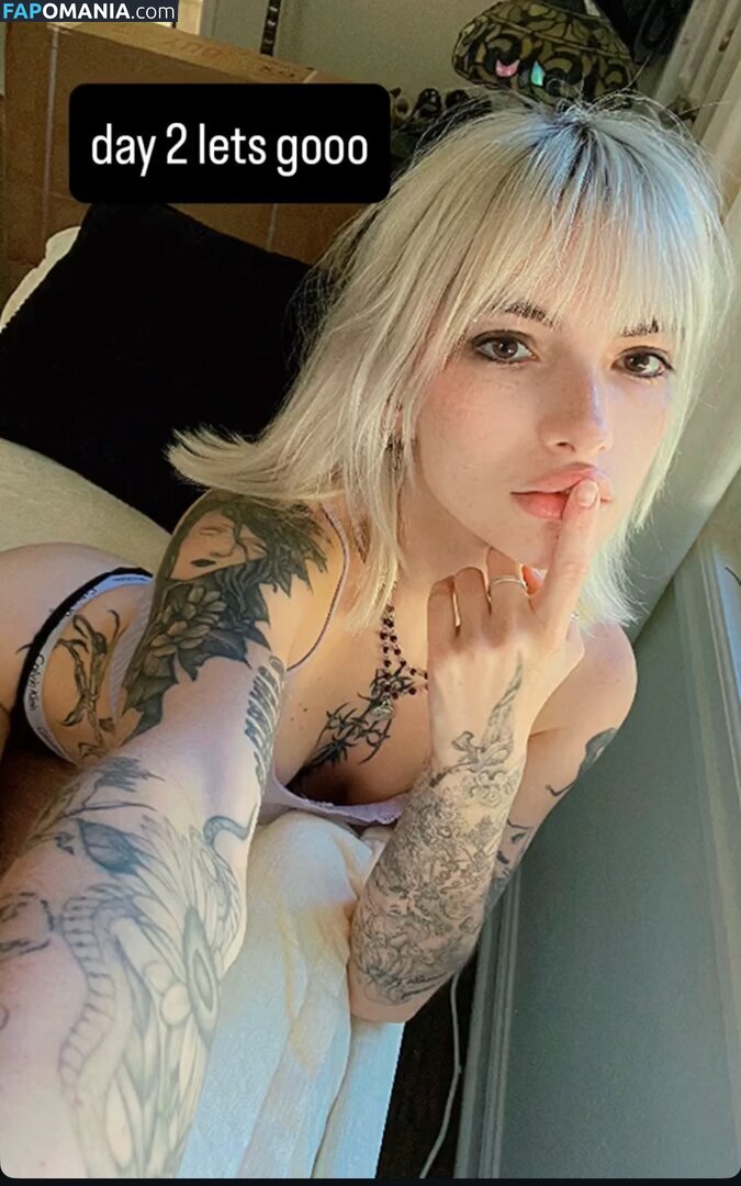 madhousemila / shelbyrita_lee Nago OnlyFans  Przeciekłe zdjęcie #7