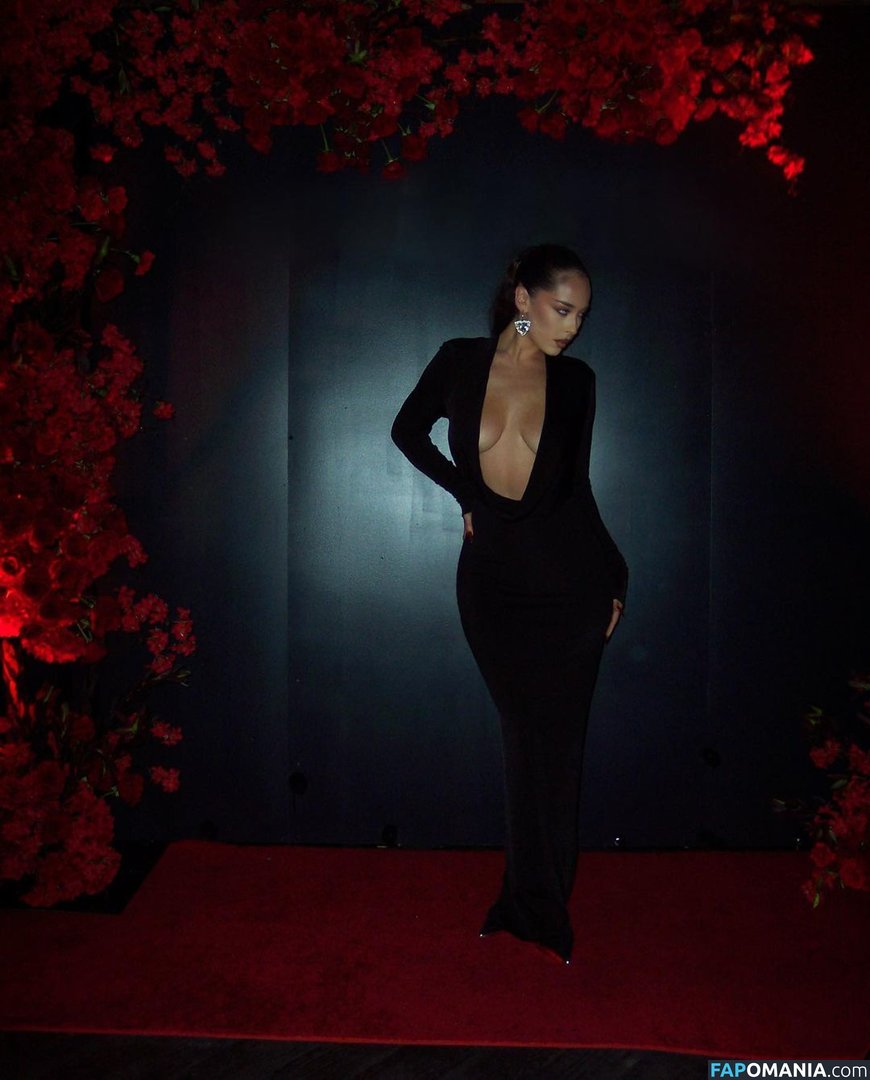 Maeta / maetasworld Nago OnlyFans  Przeciekłe zdjęcie #1