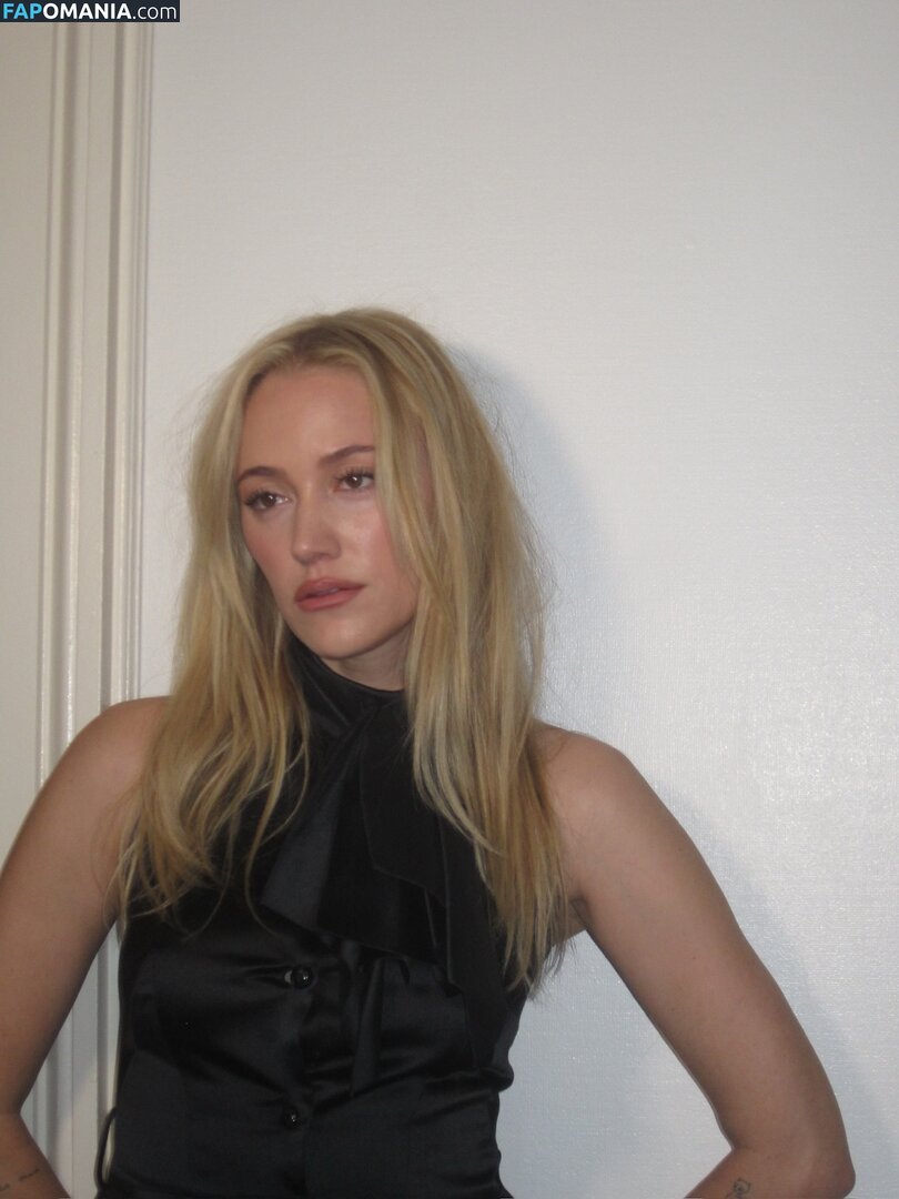 Maika Monroe / maikamonroe Nago OnlyFans  Przeciekłe zdjęcie #17