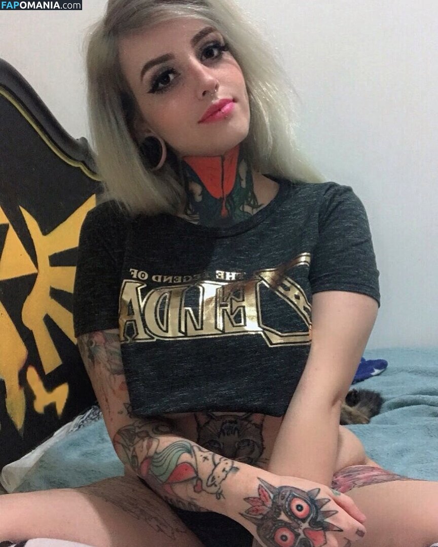 Majora Suicide / majorafox Nago OnlyFans  Przeciekłe zdjęcie #1