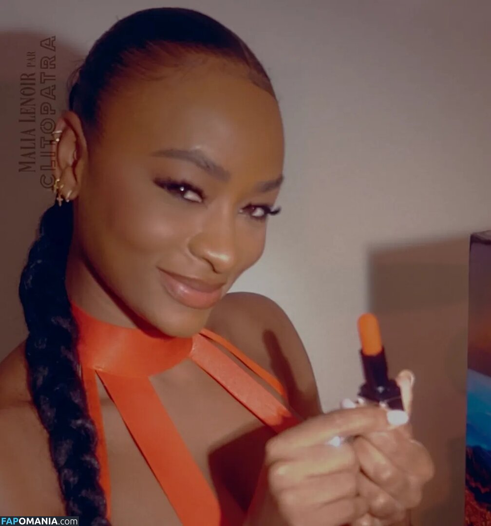 Malia Lenoir / malialenoir Nago OnlyFans  Przeciekłe zdjęcie #20