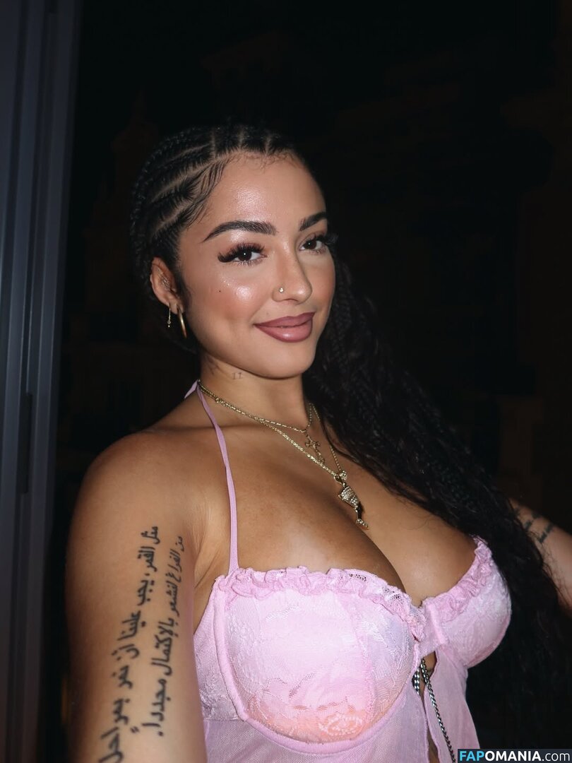 Malu Trevejo / malutrevejo / malutrevejo18 Nago OnlyFans  Przeciekłe zdjęcie #117