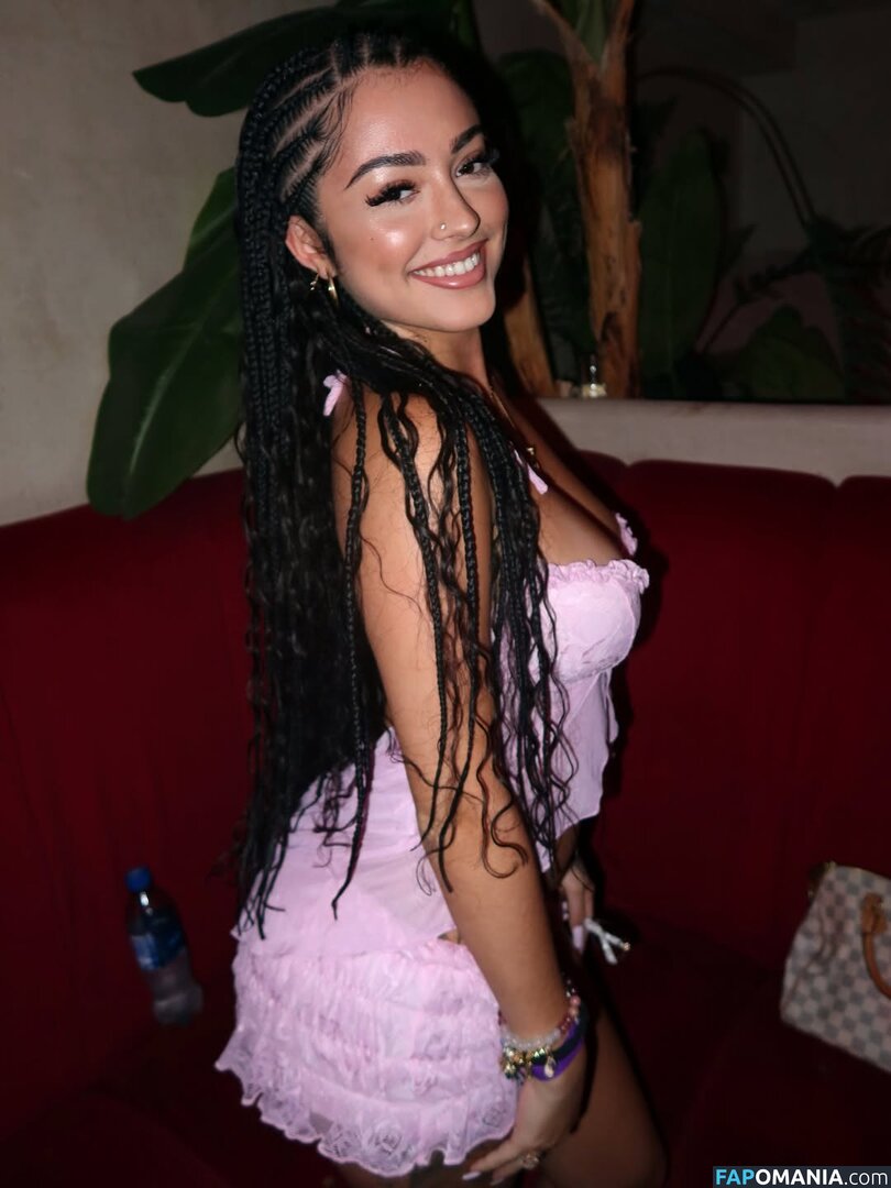 Malu Trevejo / malutrevejo / malutrevejo18 Nago OnlyFans  Przeciekłe zdjęcie #119