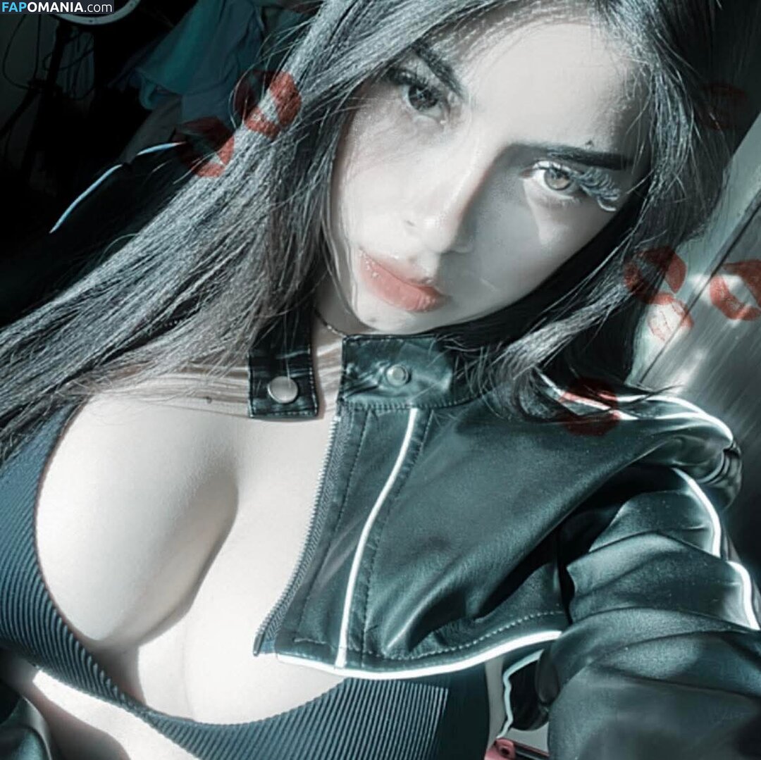 Mami.vaaal / _baby.vaaal_ / baby.vaaal Nago OnlyFans  Przeciekłe zdjęcie #2