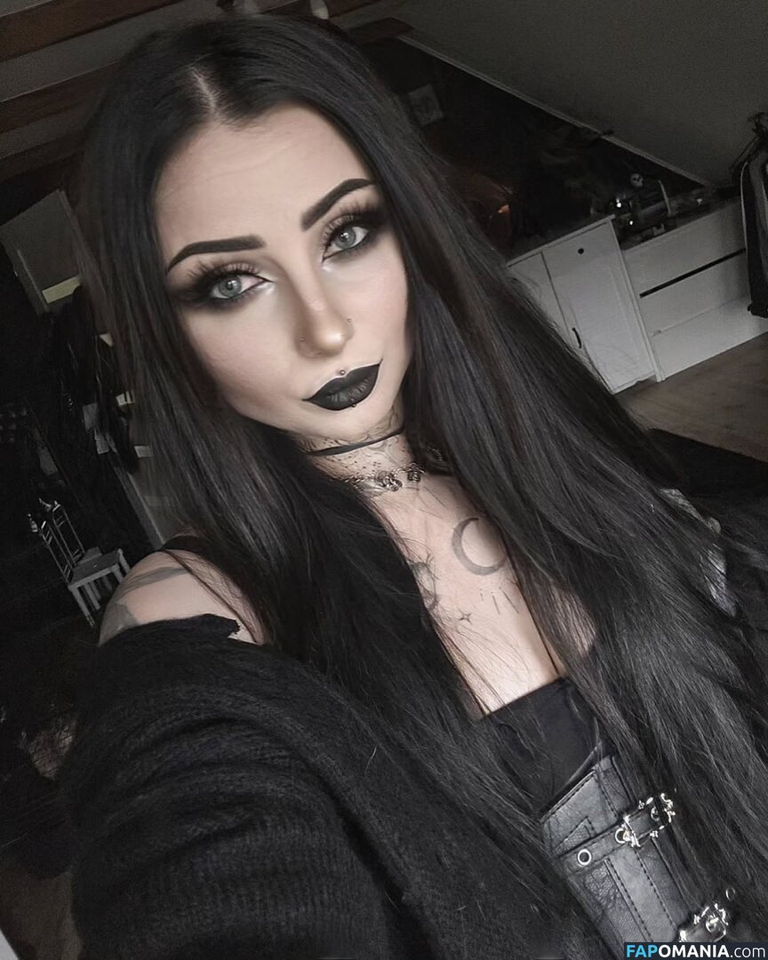 Marciasrarcia / Marta M. Nago OnlyFans  Przeciekłe zdjęcie #6