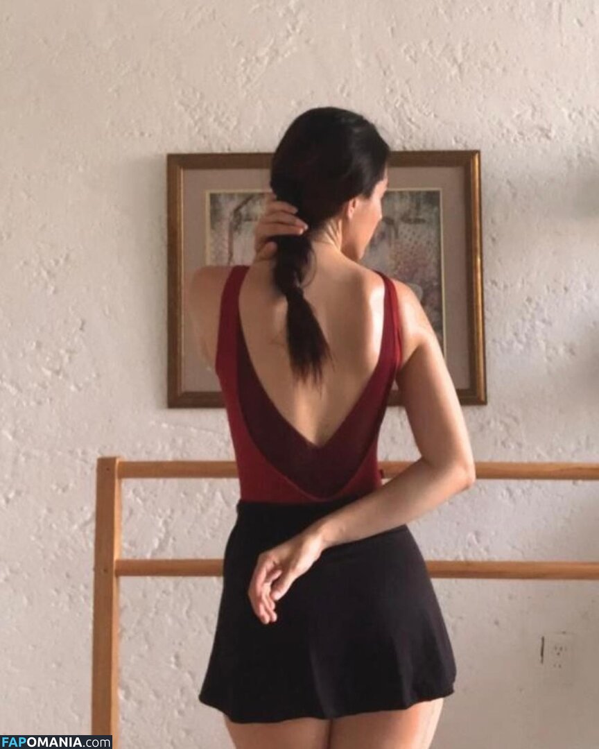 Maria Andrea / andreamezac / https: Nago OnlyFans  Przeciekłe zdjęcie #13