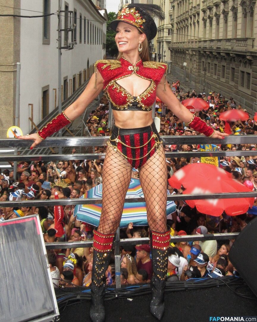 Mariana Ximenes / marixioficial Nago OnlyFans  Przeciekłe zdjęcie #66