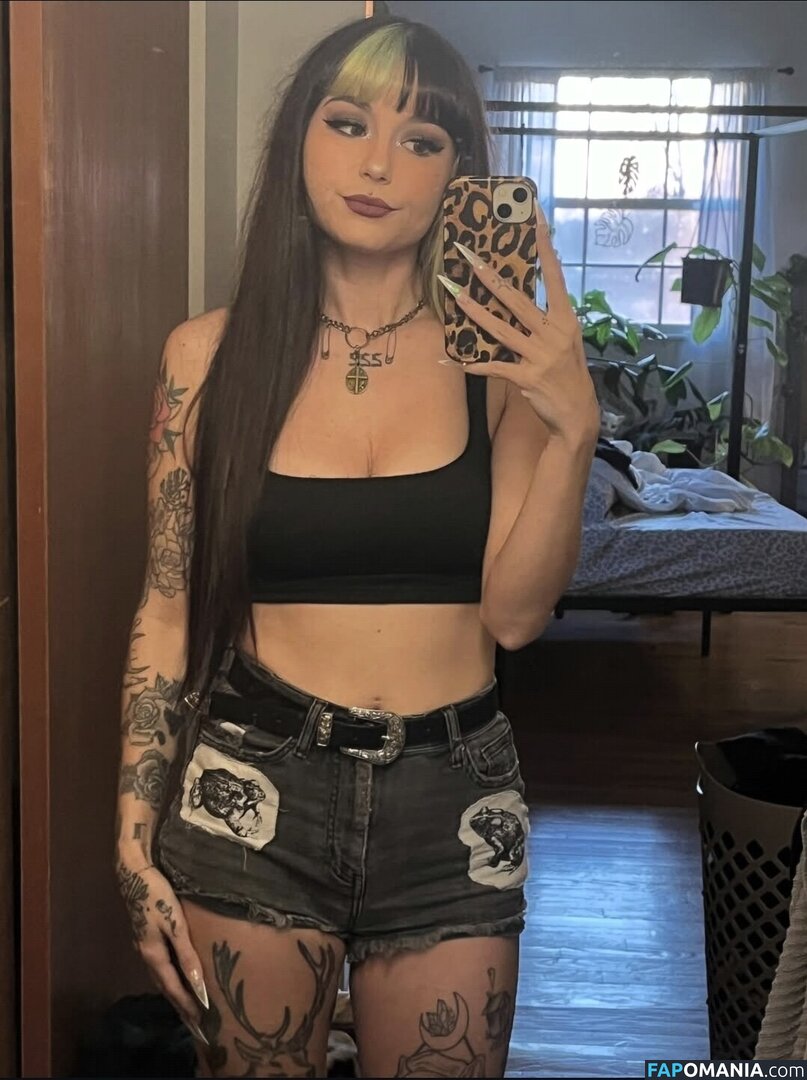 marijuanacigarette Nago OnlyFans  Przeciekłe zdjęcie #2