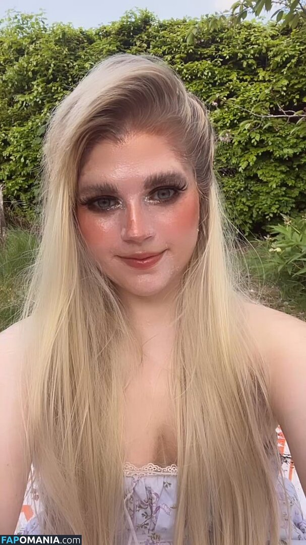 Marina Joyce / marinamewmeow Nago OnlyFans  Przeciekłe zdjęcie #5