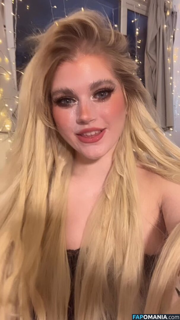 Marina Joyce / marinamewmeow Nago OnlyFans  Przeciekłe zdjęcie #7