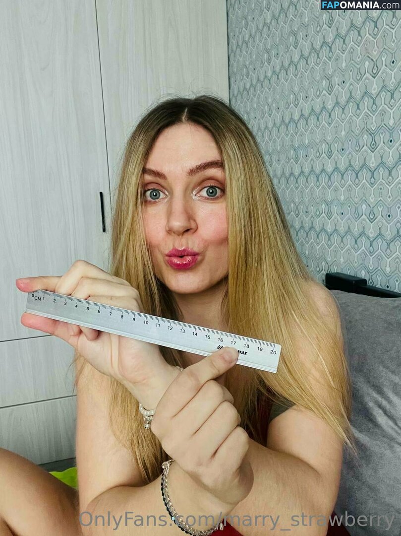 marry_strawberry Nago OnlyFans  Przeciekłe zdjęcie #1
