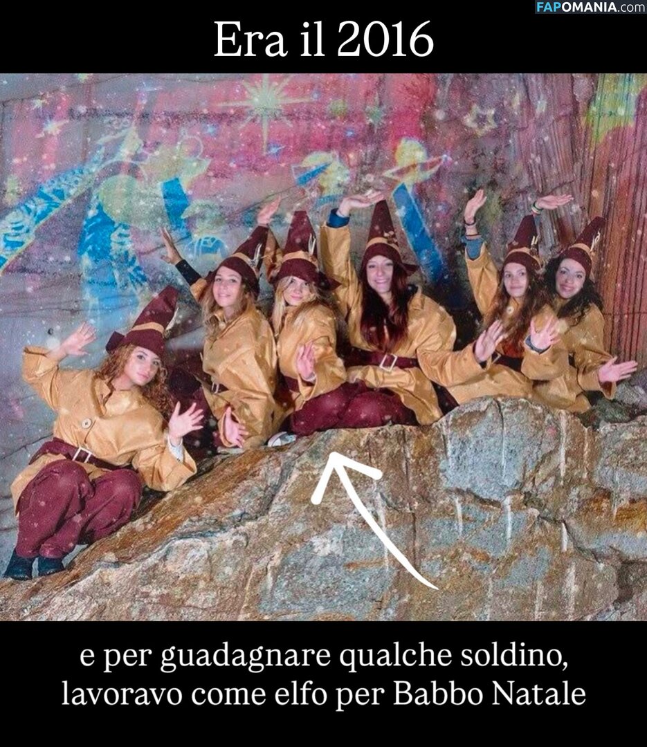 Martina Ragozza / https: / martinaragozza Nago OnlyFans  Przeciekłe zdjęcie #8