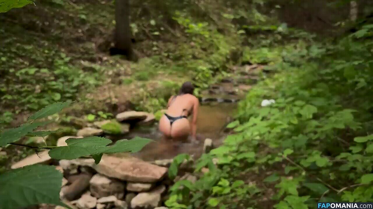 Marusya Shiklina / Marusya outdoors / marusya / marusya.shiklina Nago OnlyFans  Przeciekłe zdjęcie #37
