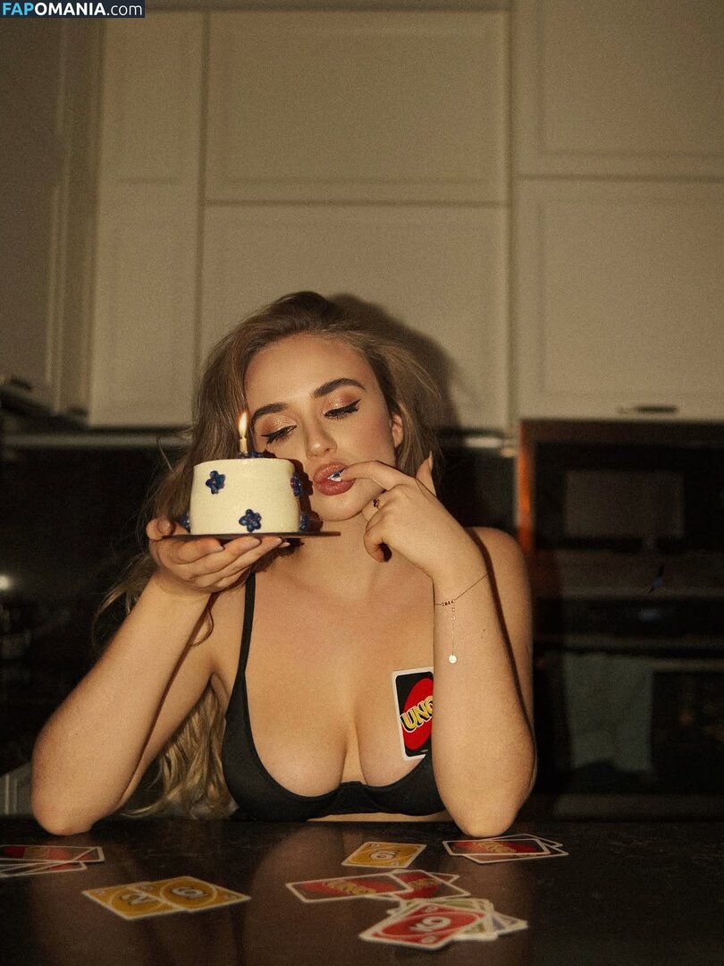 Maryna Horova / marywell_ Nago OnlyFans  Przeciekłe zdjęcie #2