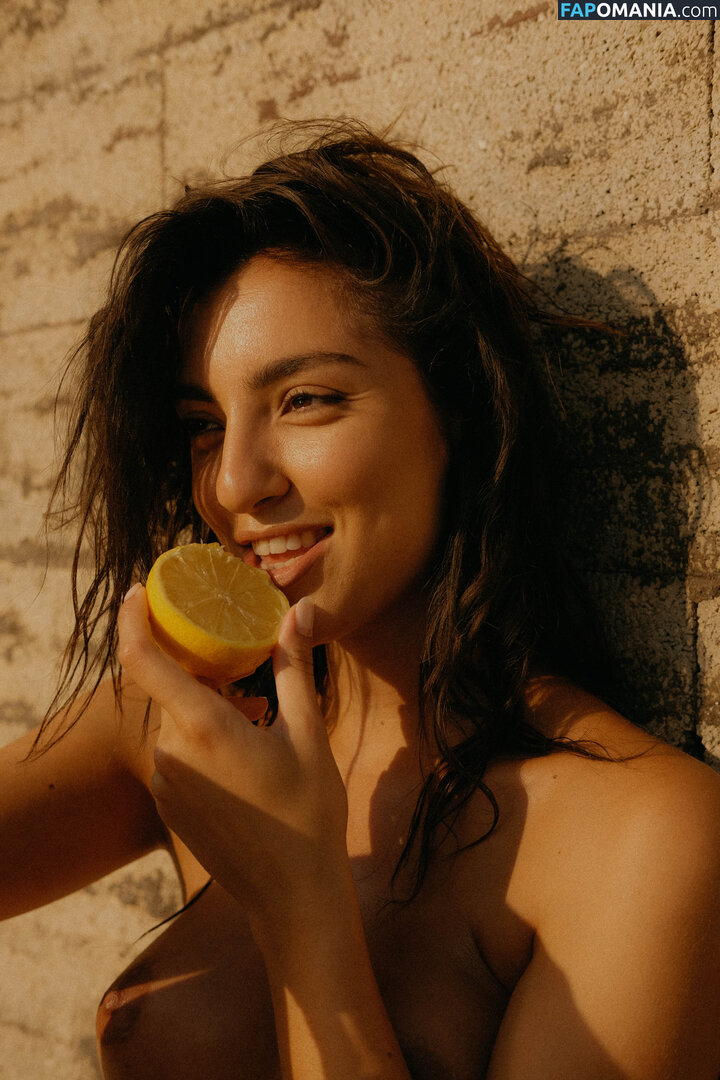 Mathilde Lasry / MathildeLsry / user Nago OnlyFans  Przeciekłe zdjęcie #70