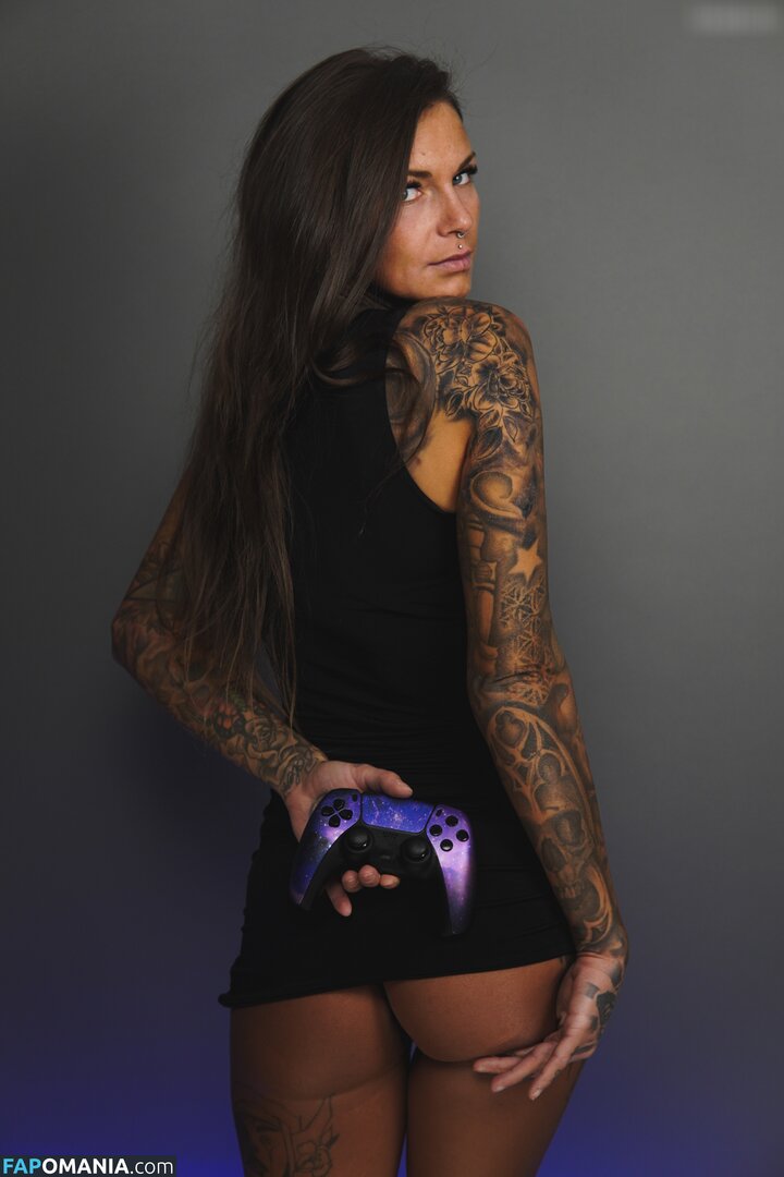 Maxiink_ / maxiink / maxiink__ Nago OnlyFans  Przeciekłe zdjęcie #1