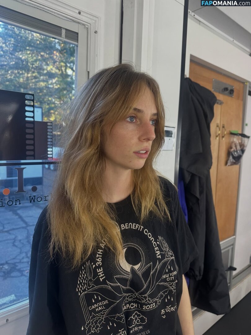 Maya Hawke / maya_hawke / neohawk2 Nago OnlyFans  Przeciekłe zdjęcie #478