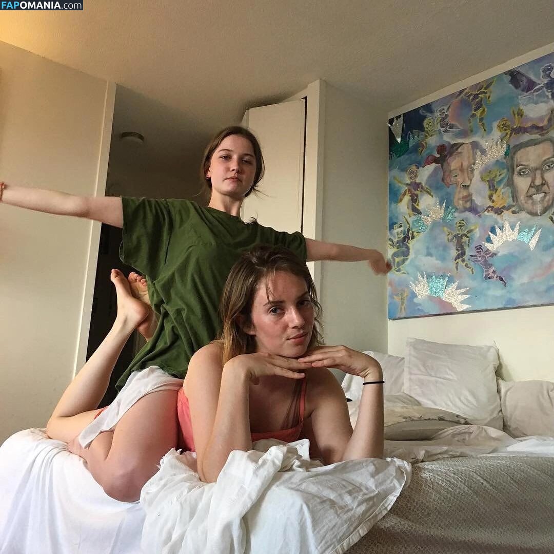 Maya Hawke / maya_hawke / neohawk2 Nago OnlyFans  Przeciekłe zdjęcie #481