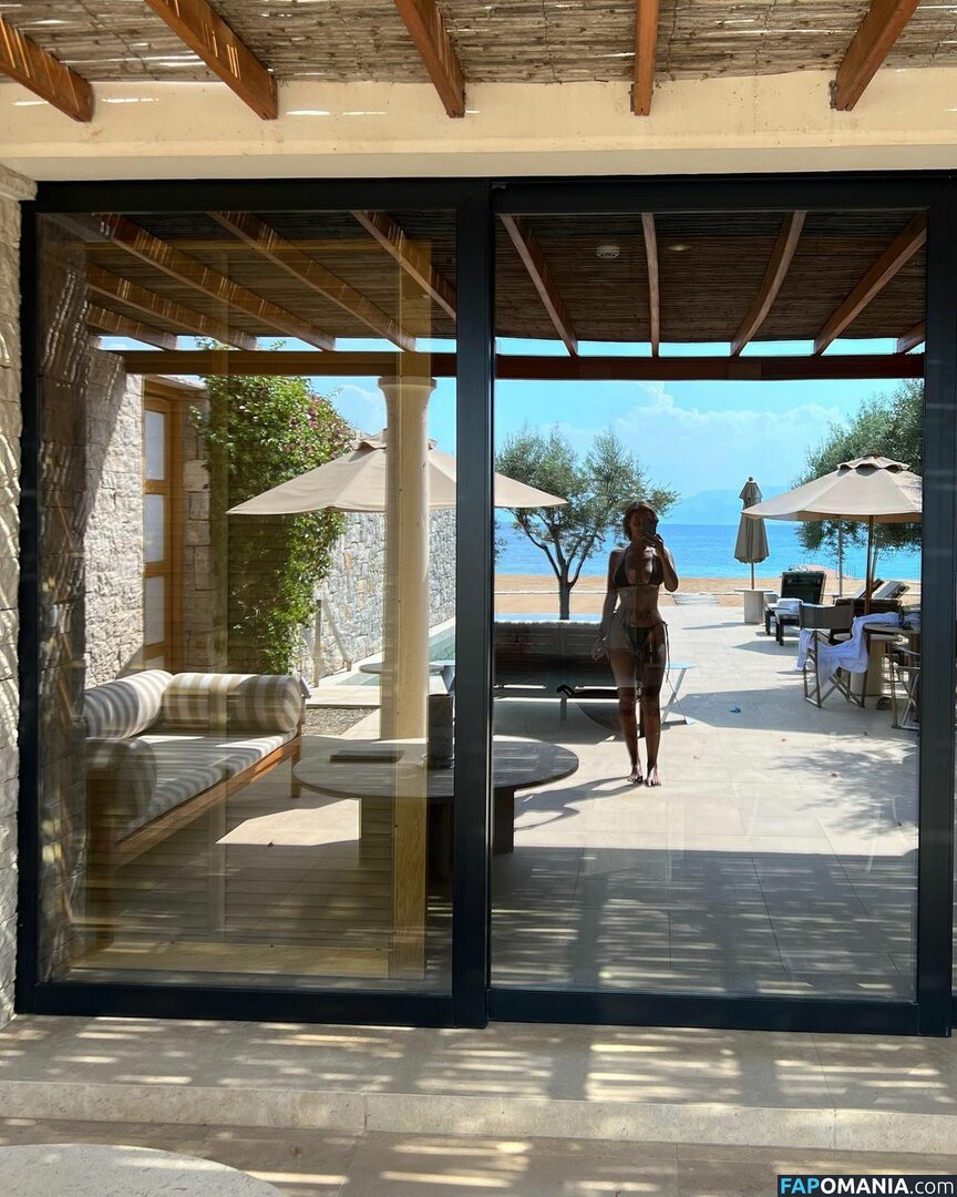 Maya Jama / mayajama Nago OnlyFans  Przeciekłe zdjęcie #143