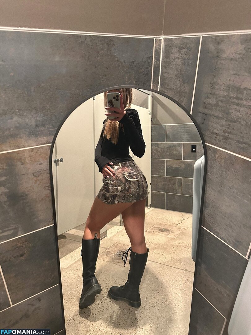 MARSHAXXXMAY / maybemaex / maybexmars Nago OnlyFans  Przeciekłe zdjęcie #1