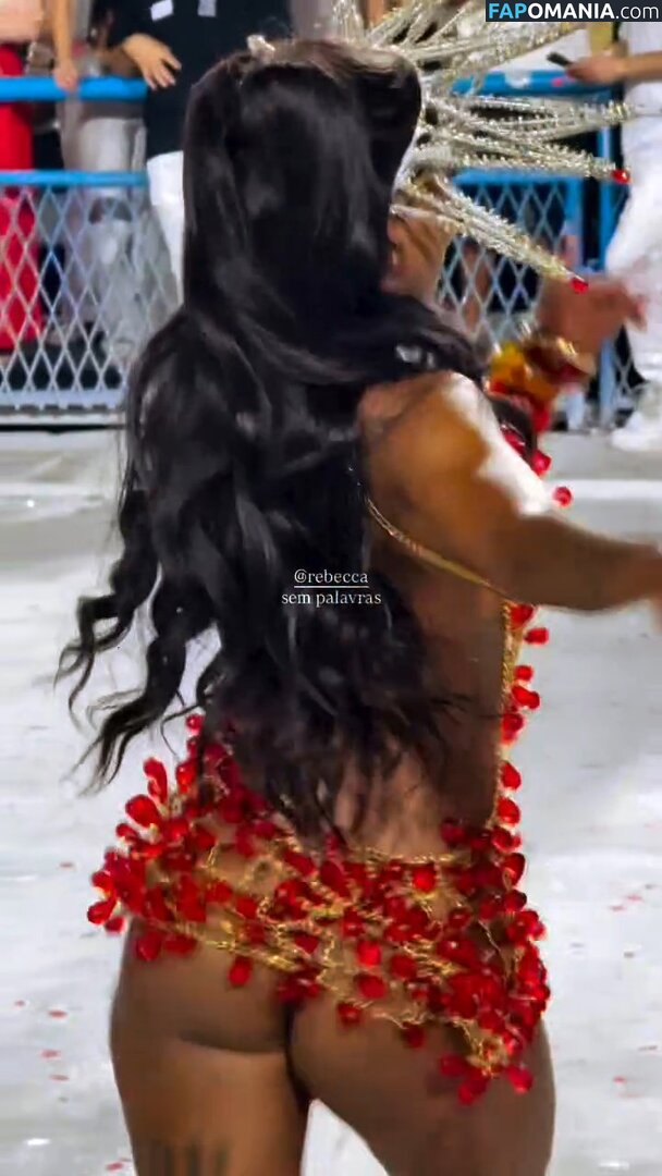MC Rebecca / rebecca Nago OnlyFans  Przeciekłe zdjęcie #6