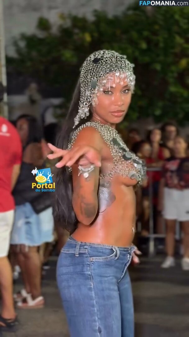 MC Rebecca / rebecca Nago OnlyFans  Przeciekłe zdjęcie #7