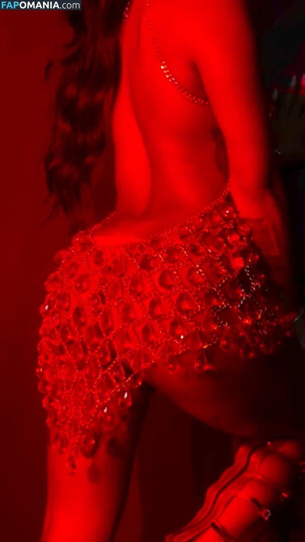 MC Rebecca / rebecca Nago OnlyFans  Przeciekłe zdjęcie #11