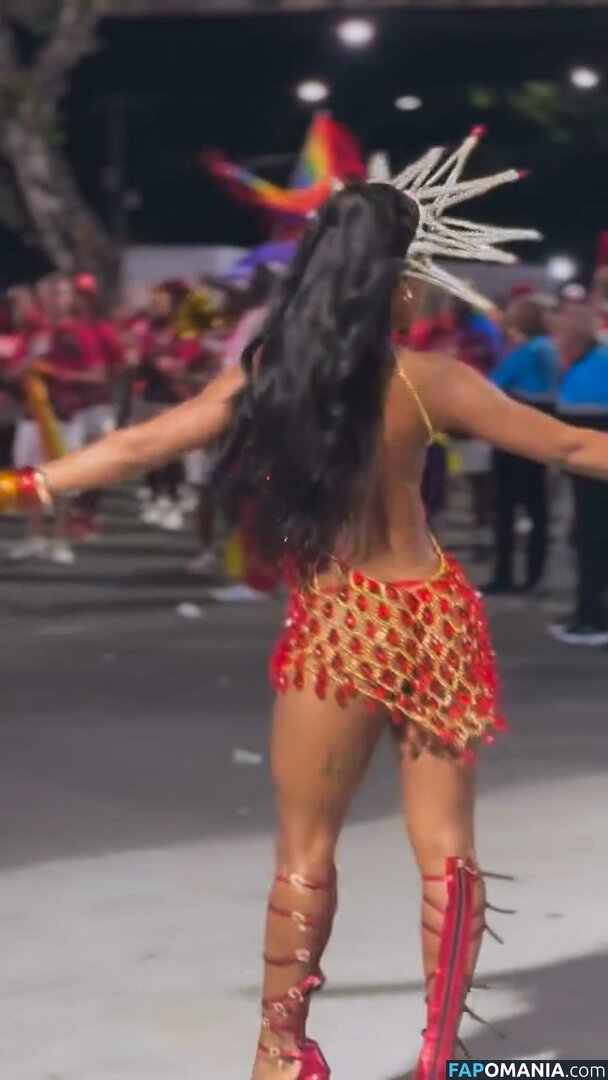 MC Rebecca / rebecca Nago OnlyFans  Przeciekłe zdjęcie #12