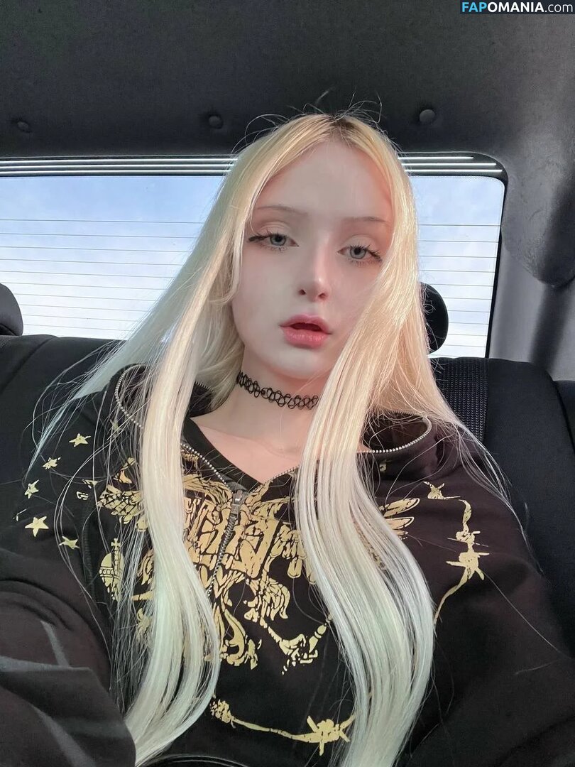 Megan Chan Nago OnlyFans  Przeciekłe zdjęcie #2