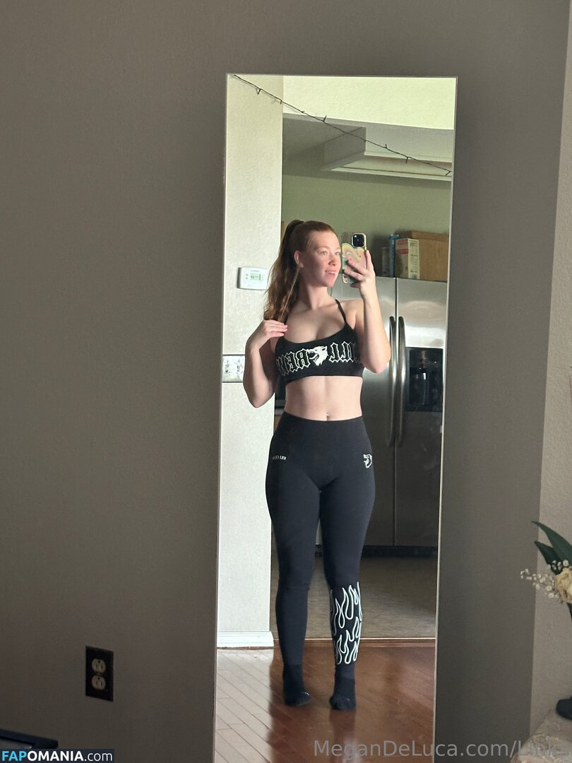 Megan DeLuca / Megmdxoxo_ / toroproductions / user Nago OnlyFans  Przeciekłe zdjęcie #1517