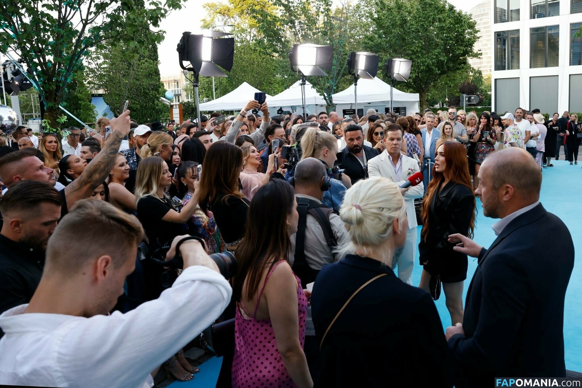 Megan Fox Nago Przeciekłe zdjęcie #77