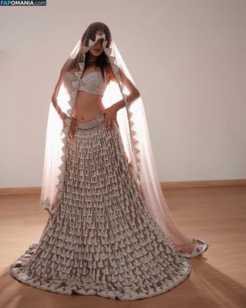 Meghna Kaur / shetroublemaker Nago OnlyFans  Przeciekłe zdjęcie #11