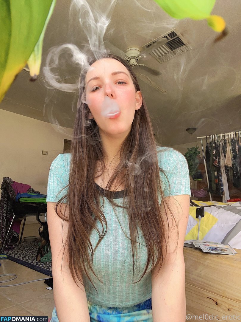 mel0dic_erotic / mel0dicerotic Nago OnlyFans  Przeciekłe zdjęcie #13