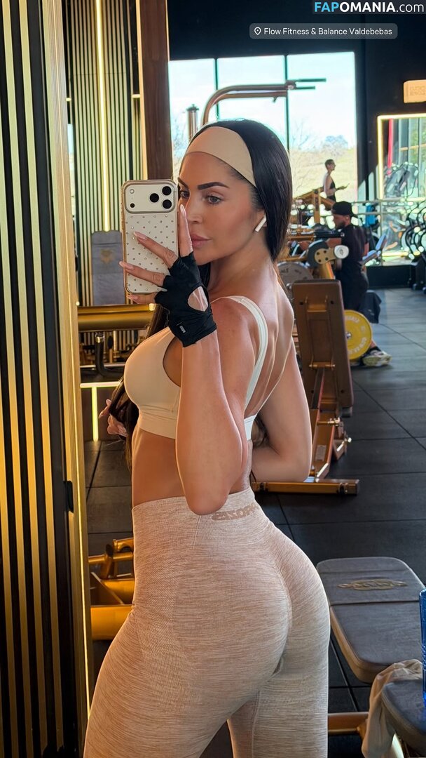 Melania Puntas / https: / itsmelaniapuntas Nago OnlyFans  Przeciekłe zdjęcie #4