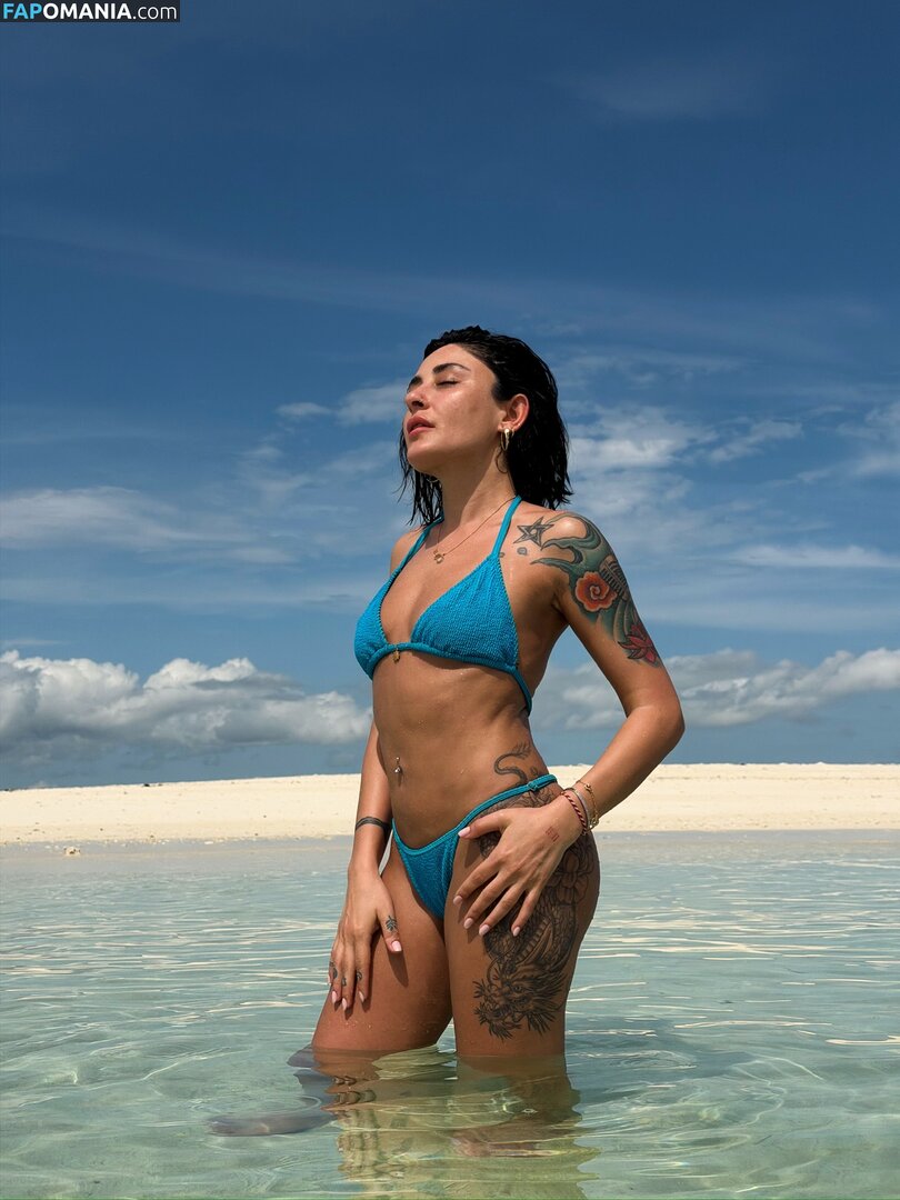 Melek Mosso / melekmosso Nago OnlyFans  Przeciekłe zdjęcie #1