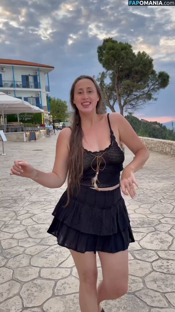 Melike Bulu Cankurt Nago OnlyFans  Przeciekłe zdjęcie #1