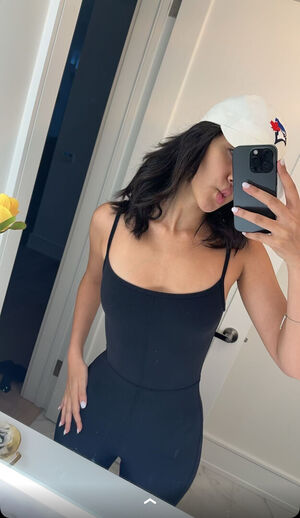 Melody Oz