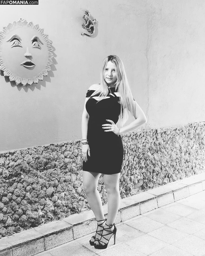 Mercedes Regina / mercedesreginaofi Nago OnlyFans  Przeciekłe zdjęcie #5