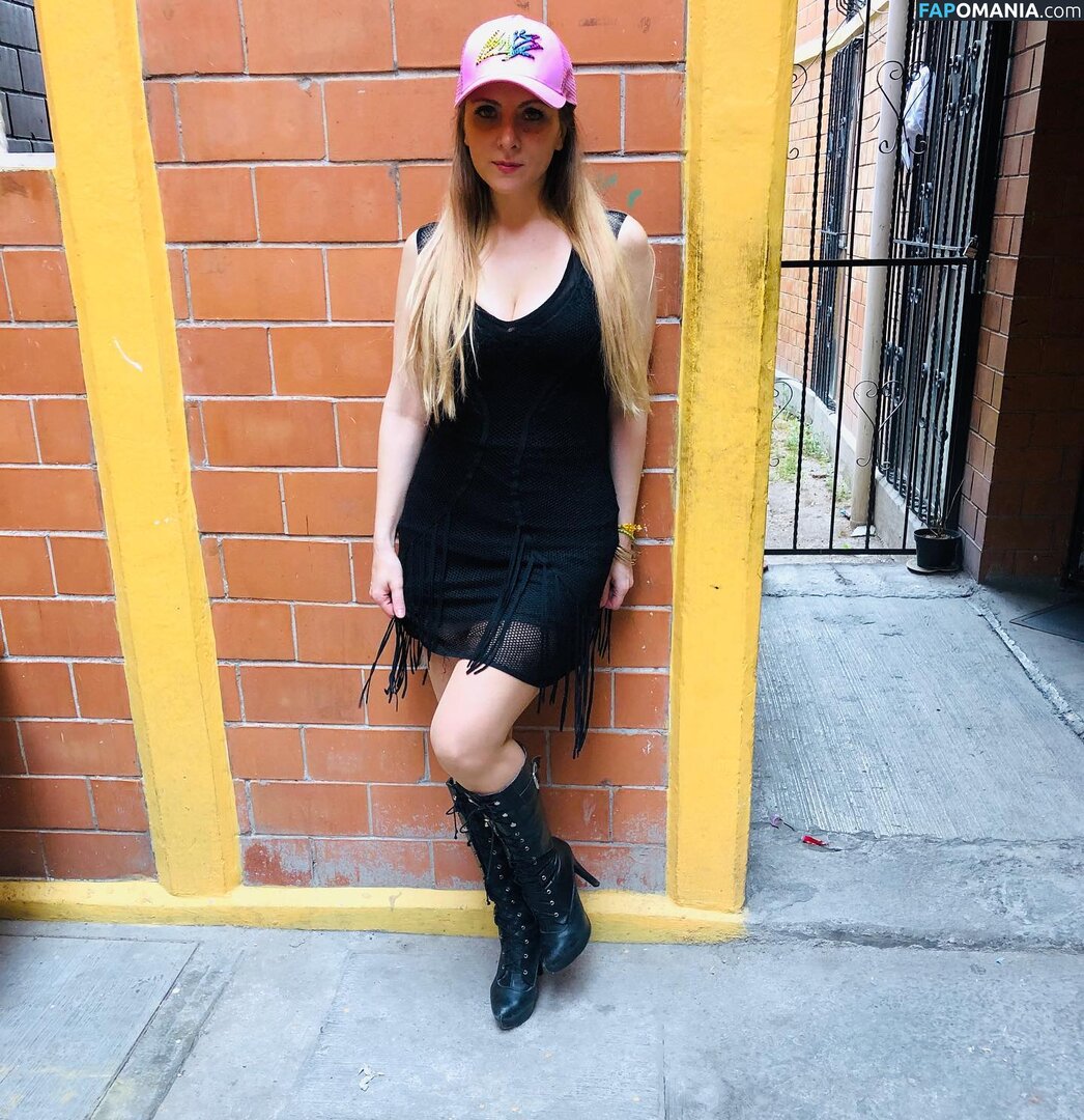 Mercedes Regina / mercedesreginaofi Nago OnlyFans  Przeciekłe zdjęcie #24