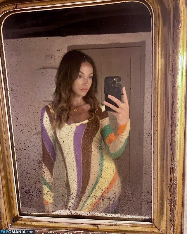 Michelle Keegan Nago Przeciekłe zdjęcie #9