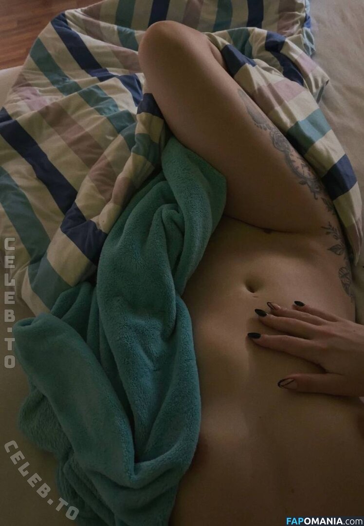 Michelle_Naturel / dorfmaedelmelly Nago OnlyFans  Przeciekłe zdjęcie #2