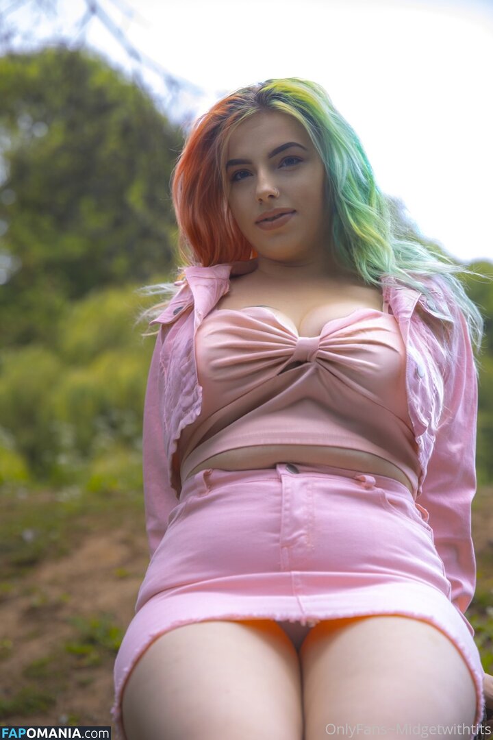 midgetwithtits Nago OnlyFans  Przeciekłe zdjęcie #4