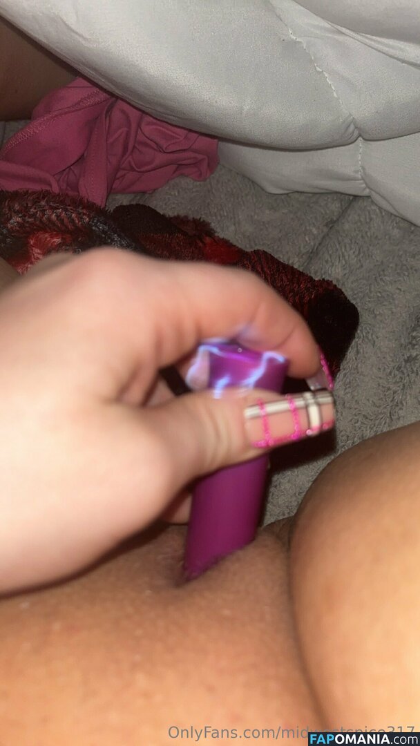 Holly / Midwest Spice 317 / midwestspice317 / randomess317 / randomesss86 Nago OnlyFans  Przeciekłe zdjęcie #8