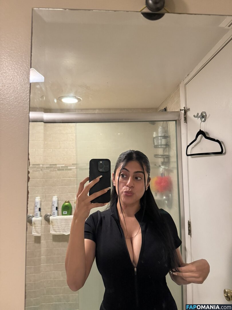 Mikasavader / https: Nago OnlyFans  Przeciekłe zdjęcie #2