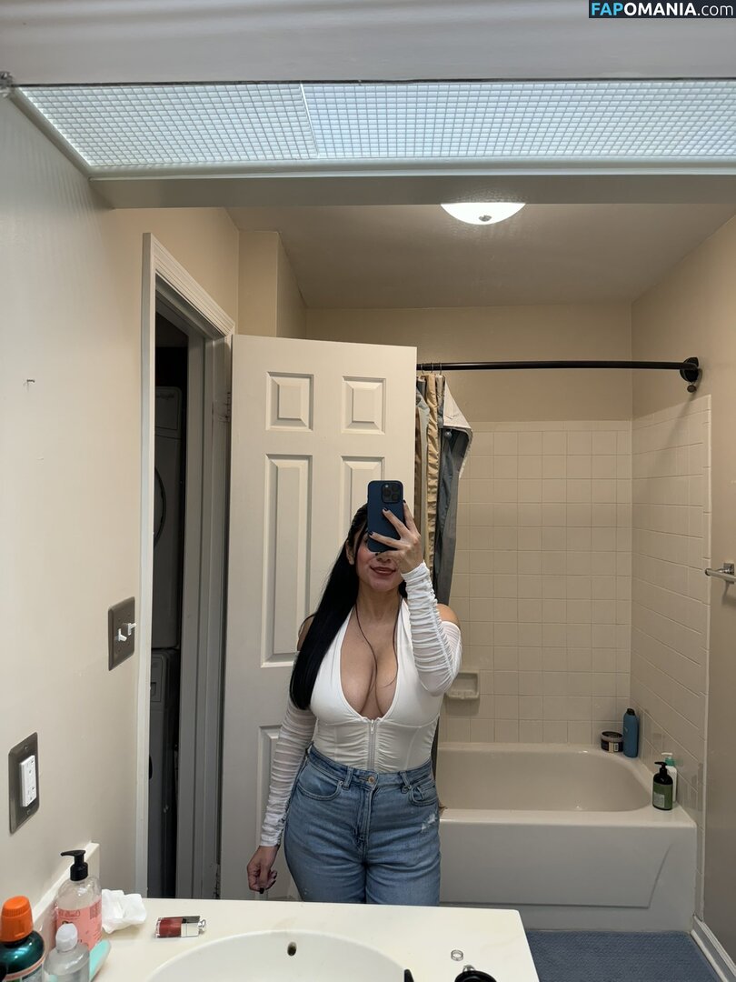 Mikasavader / https: Nago OnlyFans  Przeciekłe zdjęcie #10