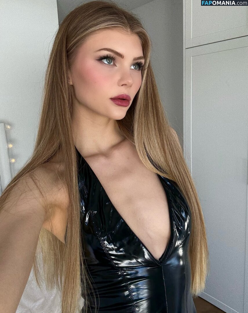 mila_sobolov / milakittenx Nago OnlyFans  Przeciekłe zdjęcie #51